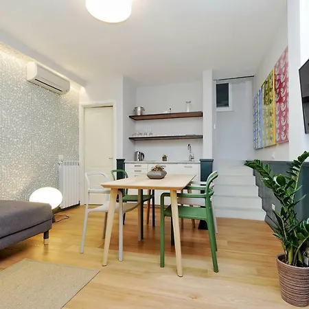 Vittoria Colonna Apartment-2